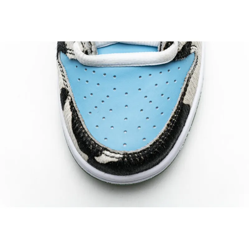 CocoKicks SB Dunk Low Ben & Jerry's Chunky Dunky CU3244-100