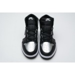 CocoKicks Jordan 1 Retro High Silver Toe CD0461-001