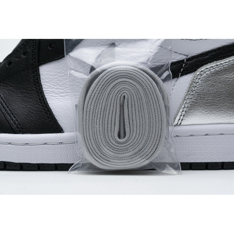 CocoKicks Jordan 1 Retro High Silver Toe CD0461-001