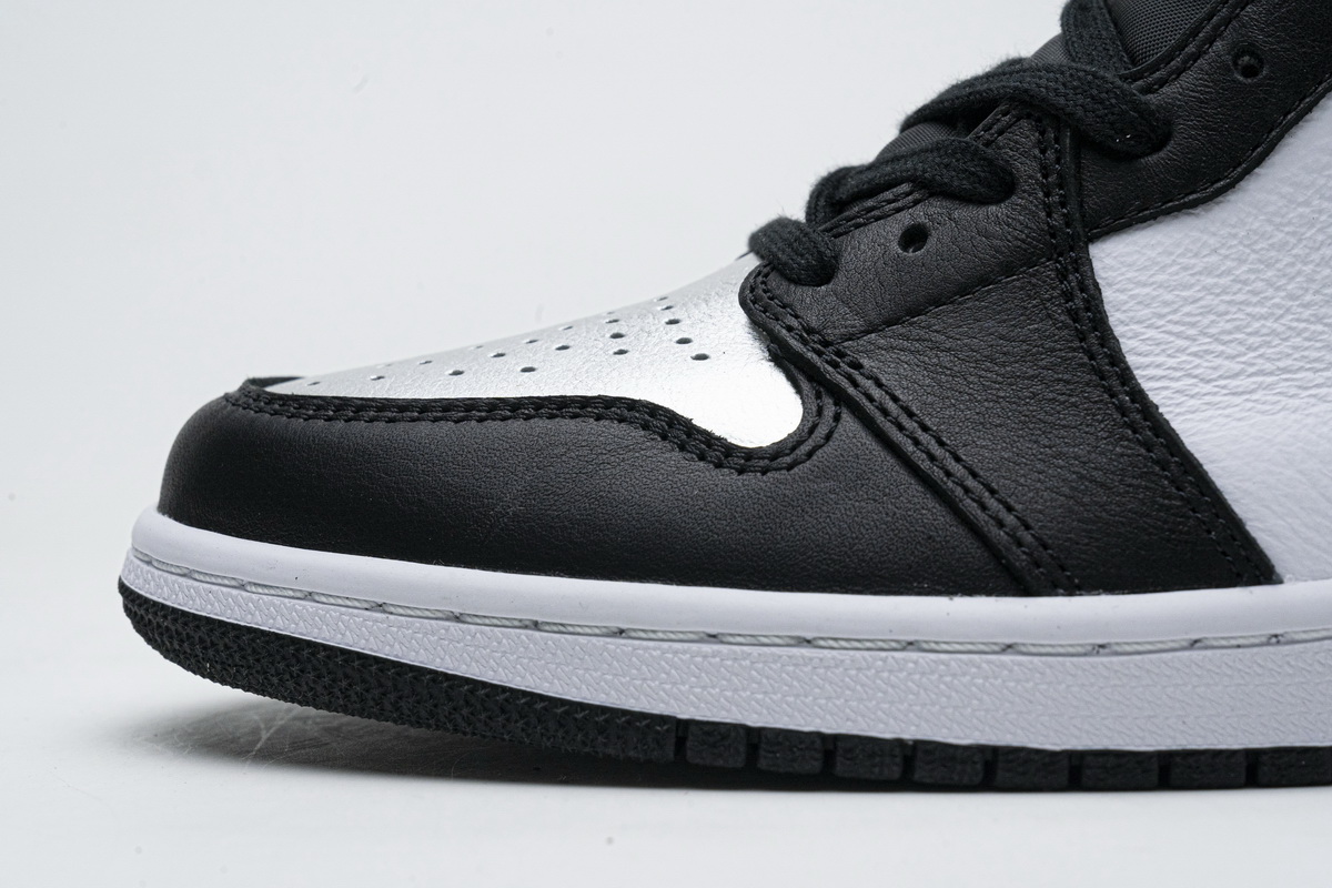 CocoKicks Jordan 1 Retro High Silver Toe CD0461-001