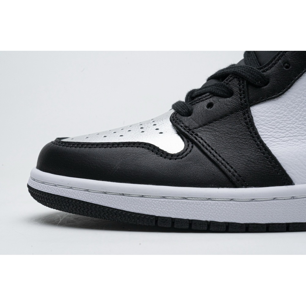 CocoKicks Jordan 1 Retro High Silver Toe CD0461-001