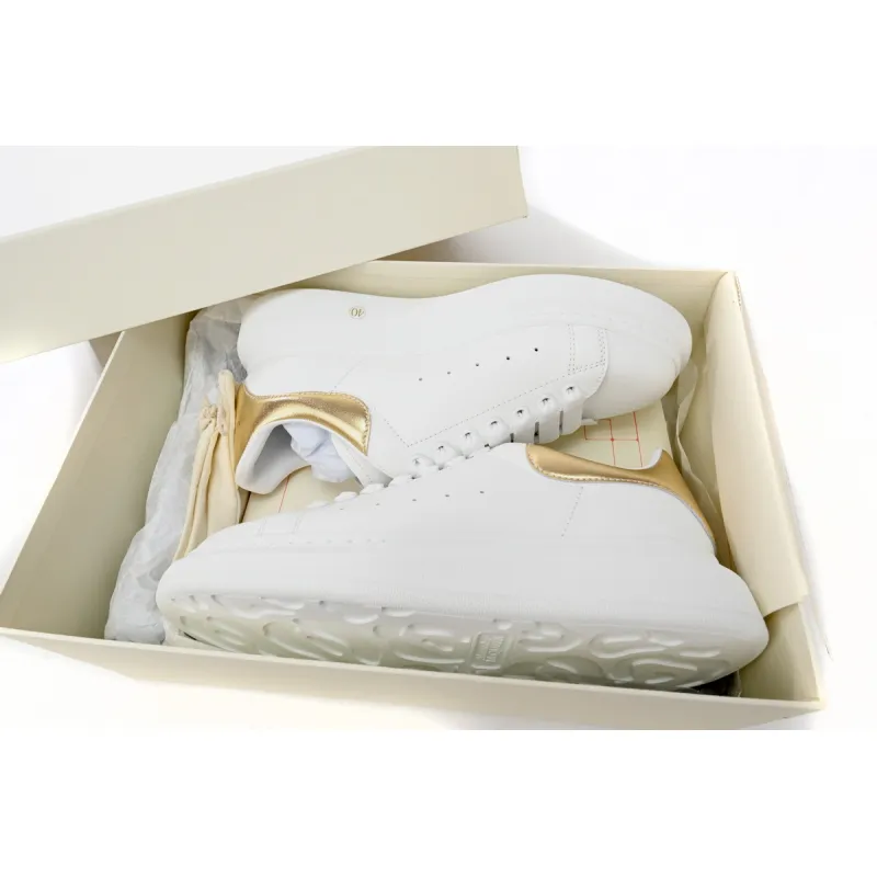CocoKicks Alexander McQueen Oversized Light Gold 553680WHNBG9075