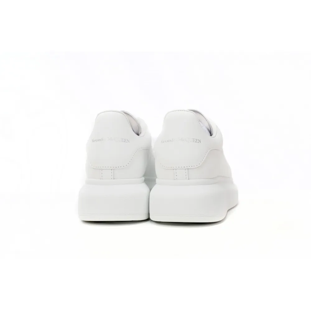 CocoKicks Alexander McQueen Oversized White 553680WHGP59000