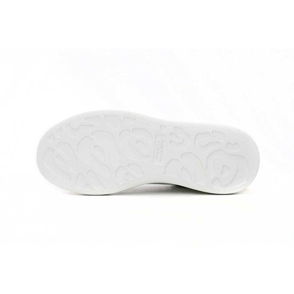 CocoKicks Alexander McQueen Oversized White 553680WHGP59000