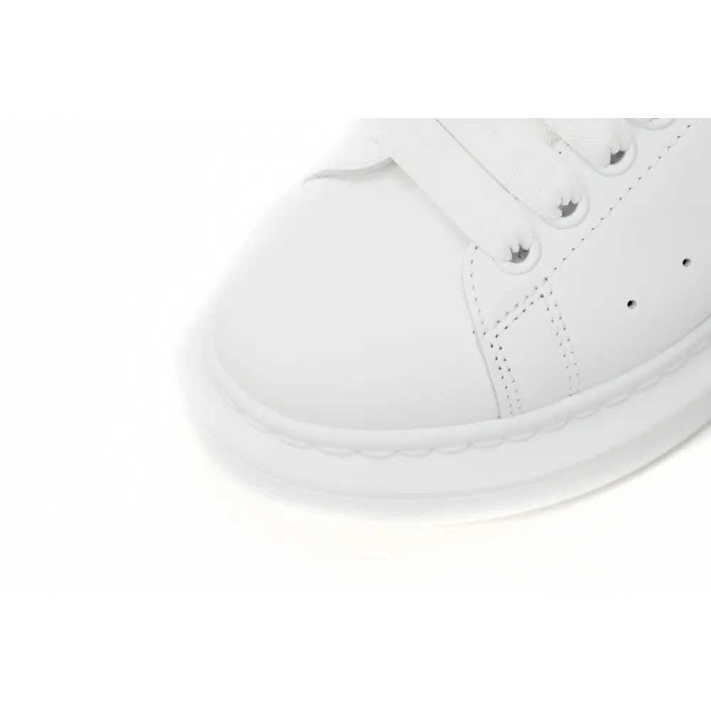 CocoKicks Alexander McQueen Oversized White 553680WHGP59000