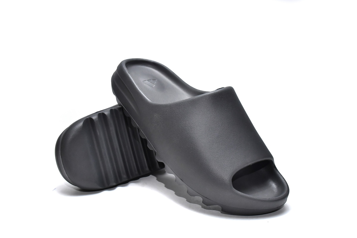 CocoKicks Yeezy Slide Onyx HQ6448
