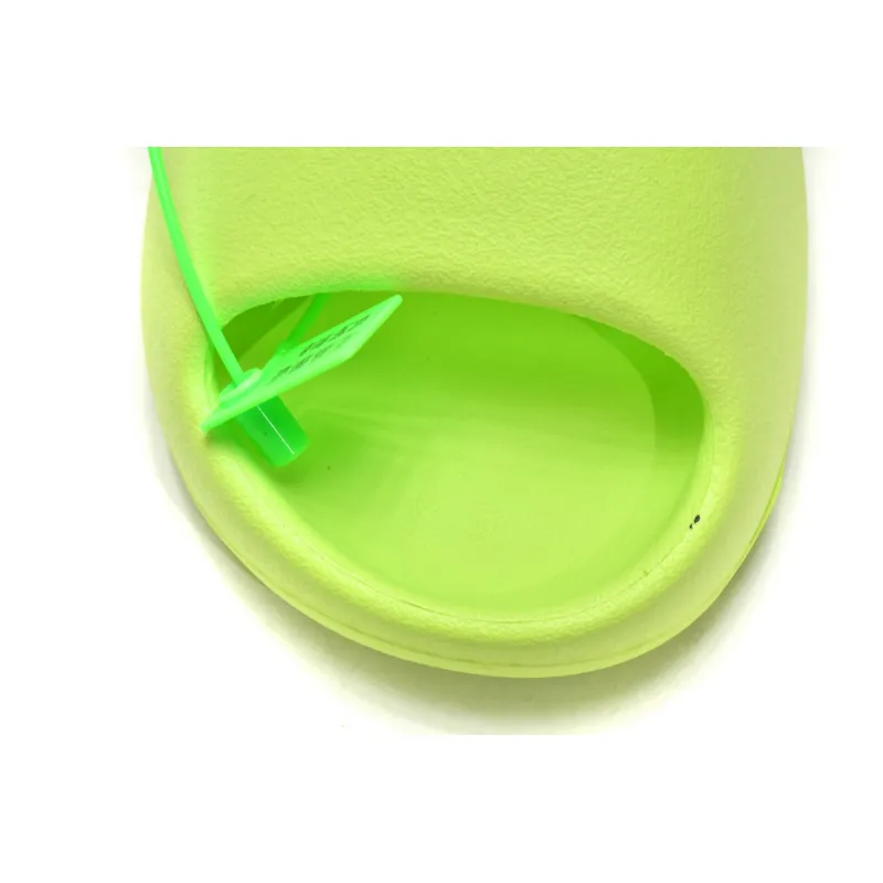CocoKicks Yeezy Slide Glow Green (2022/2023 Restock) HQ6447