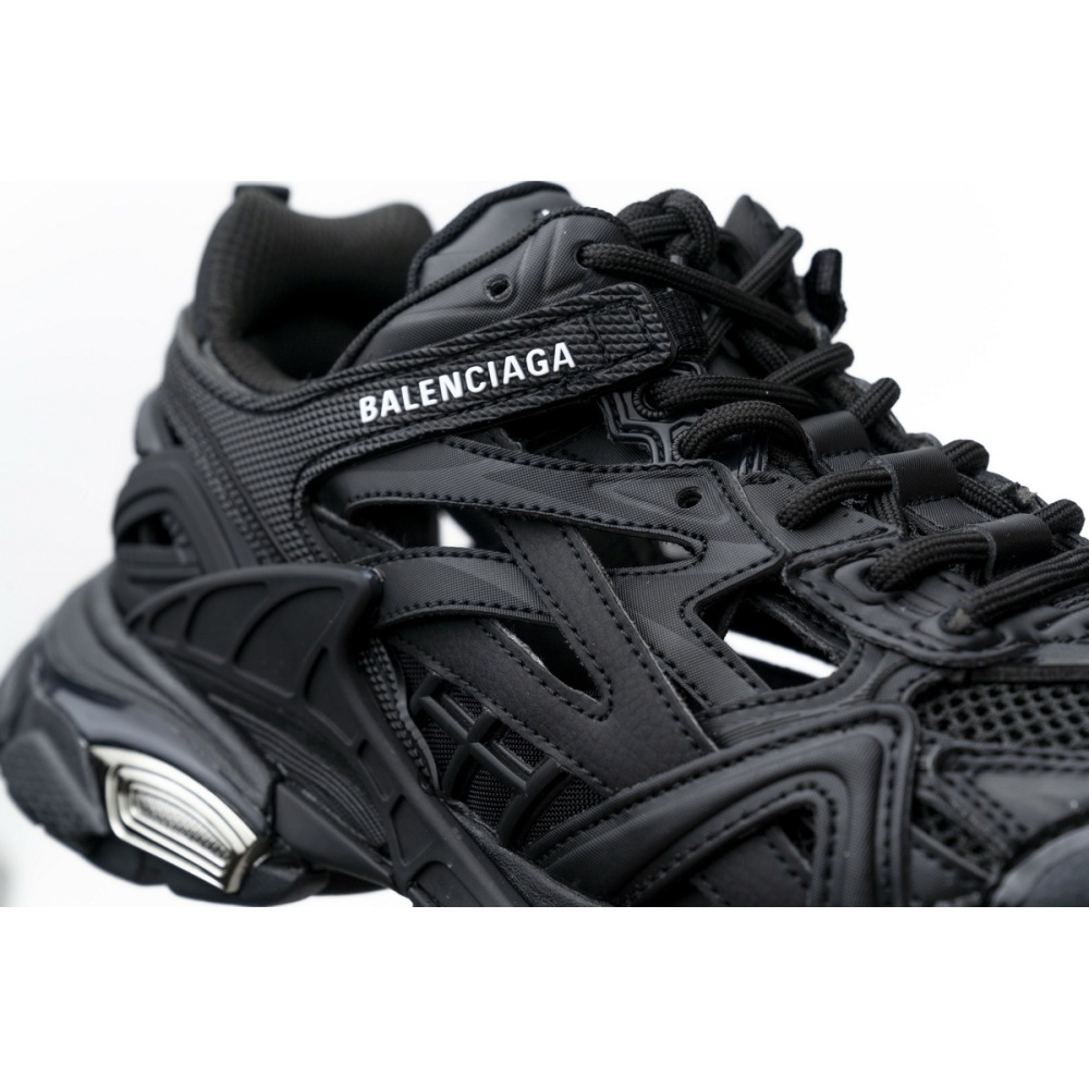 CocoKicks Balenciaga Track 2 Sneaker Black 568614W2GN11000
