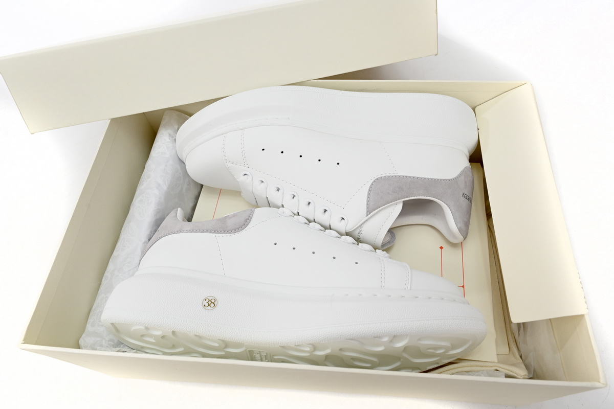 CocoKicks Alexander McQueen Oversized White Light Grey Croc 625162WHZ4K9419