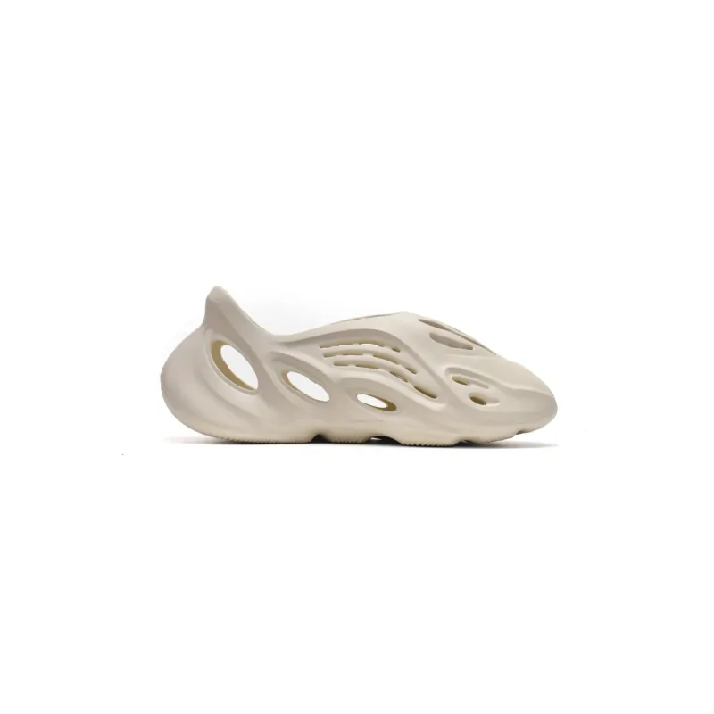 CocoKicks Yeezy Foam RNNR Ararat G55486