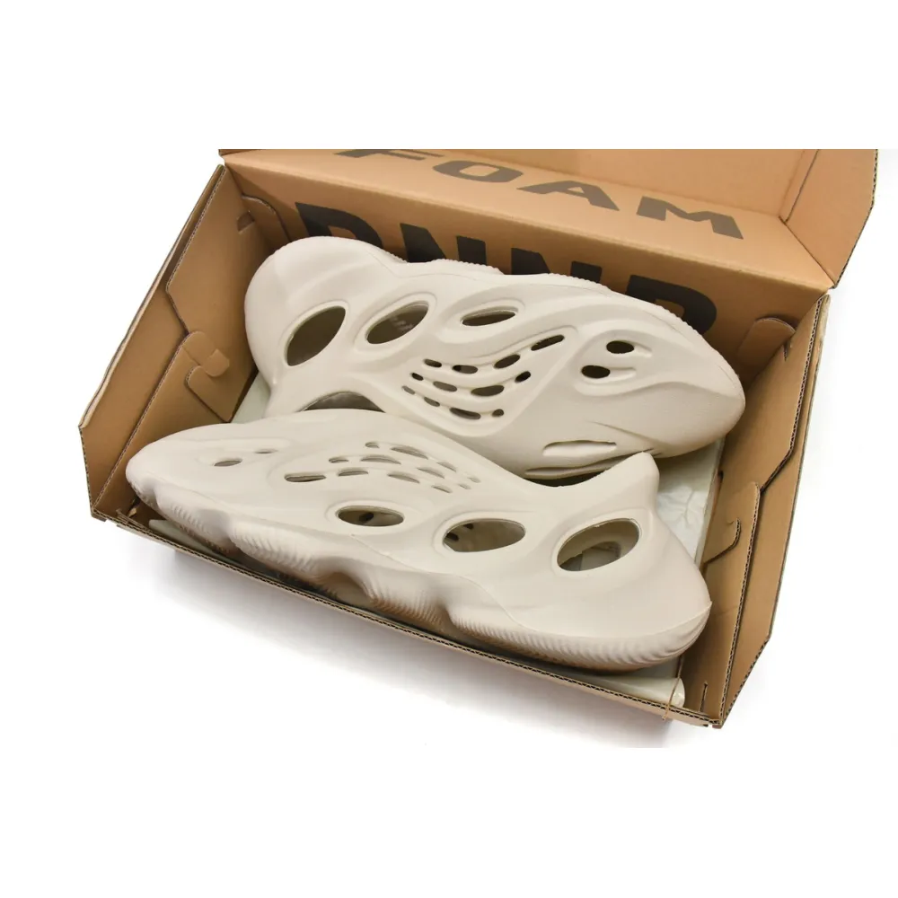 CocoKicks Yeezy Foam RNNR Ararat G55486
