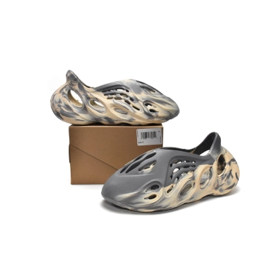 CocoKicks Yeezy Foam RNNR MXT Moon Gray GV7904 02