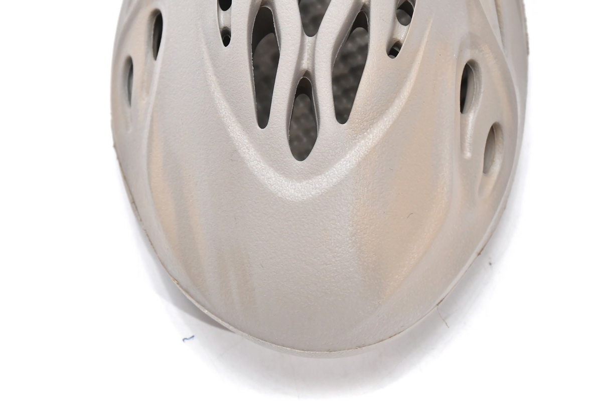 CocoKicks Yeezy Foam RNNR Stone Sage GX4472