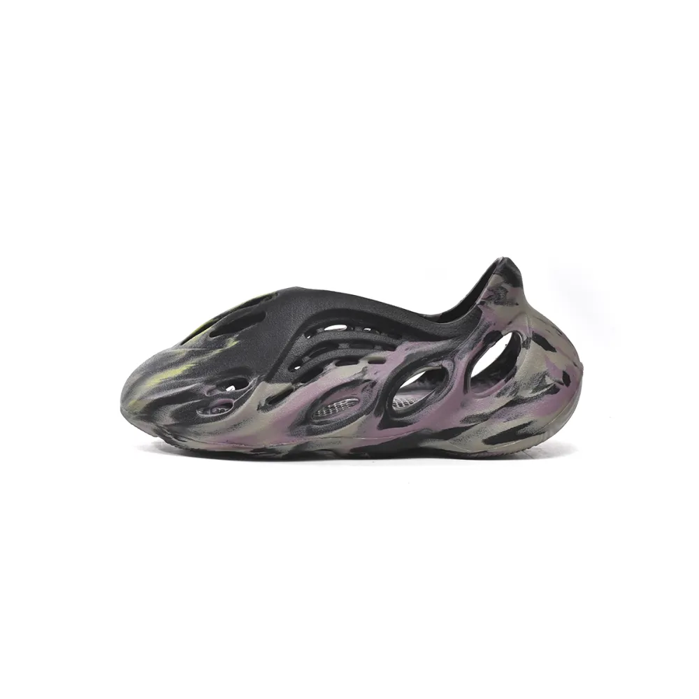 CocoKicks Yeezy Foam RNR MX Carbon IG9562