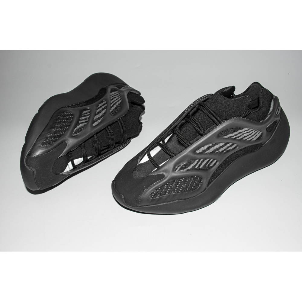 CocoKicks Yeezy 700 V3 Alvah H67799