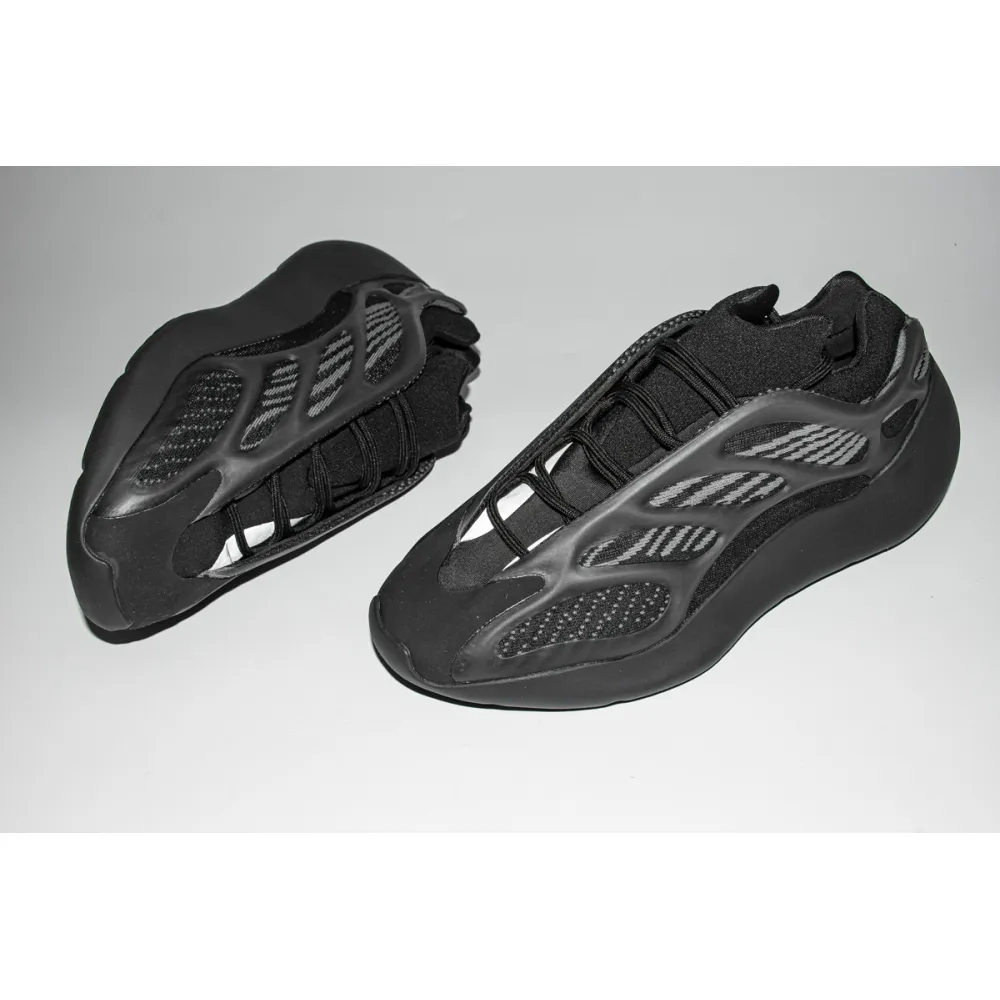 CocoKicks Yeezy 700 V3 Alvah H67799