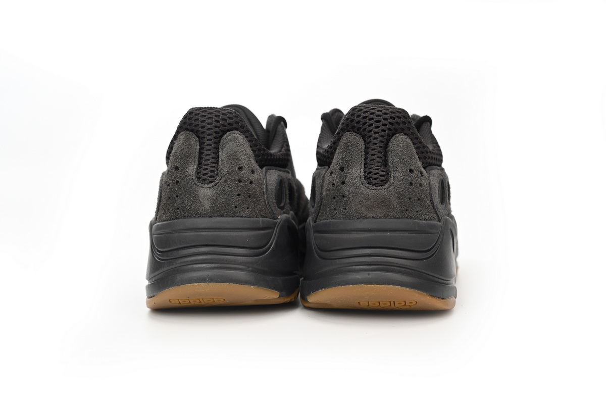 CocoKicks Yeezy Boost 700 Utility Black FV5304