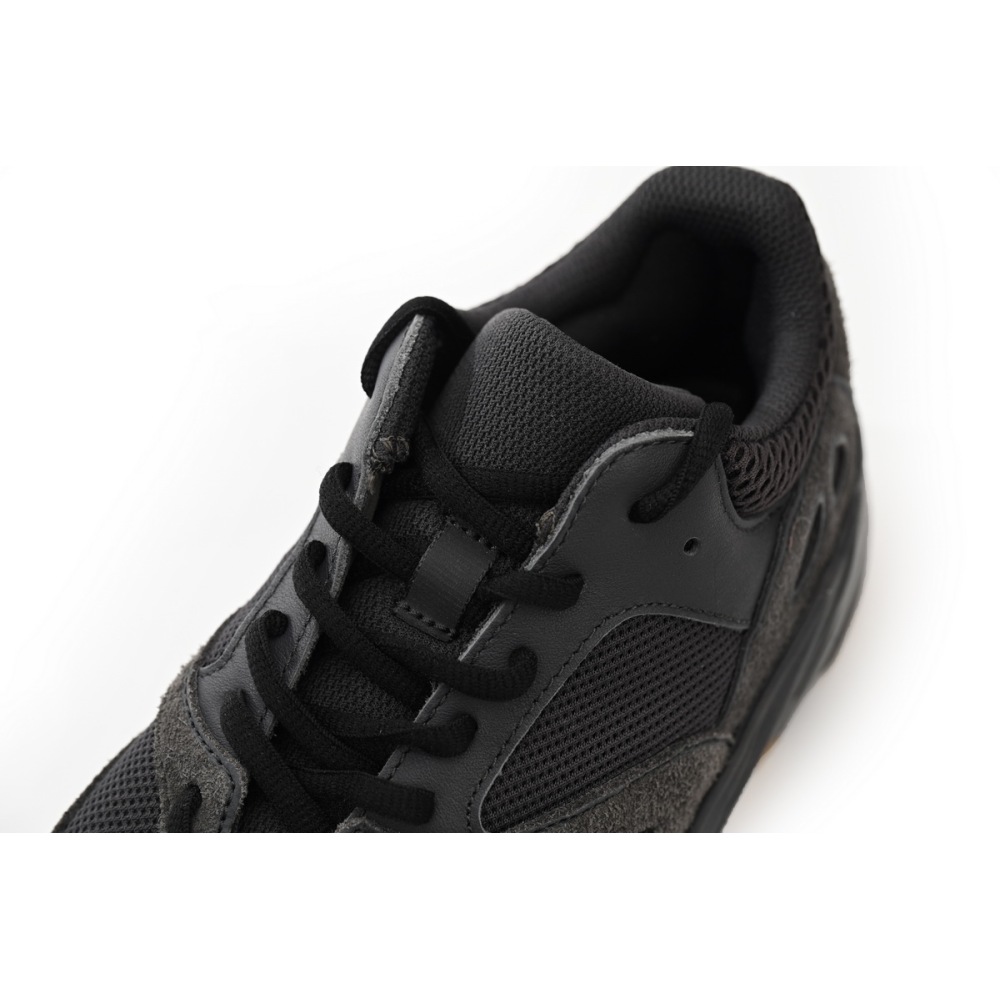 CocoKicks Yeezy Boost 700 Utility Black FV5304