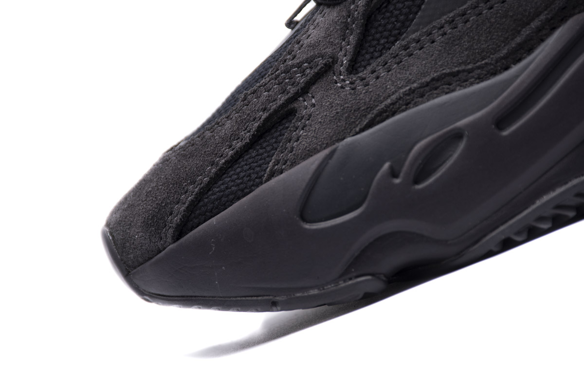 CocoKicks Yeezy Boost 700 V2 Vanta FU6684