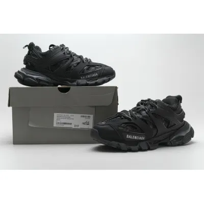 CocoKicks Balenciaga Track LED Black 555036W2GB11000 02