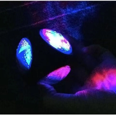 Triangle Interactive TPR Dog Toys Ball Glow in The Dark  02