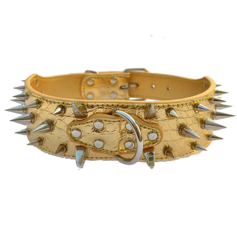 Stylish Rivet Collar for Large Pet Dogs Crocodile Pattern Pointed Diamond Dog Collar