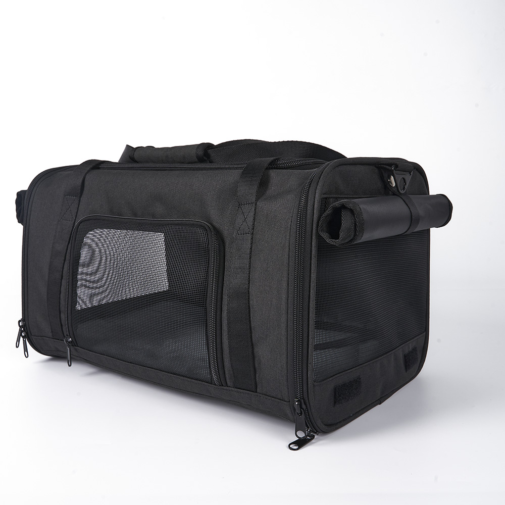 Approved by Airline Luxury Pet Cat Carrier With Detachable Food Pocket
