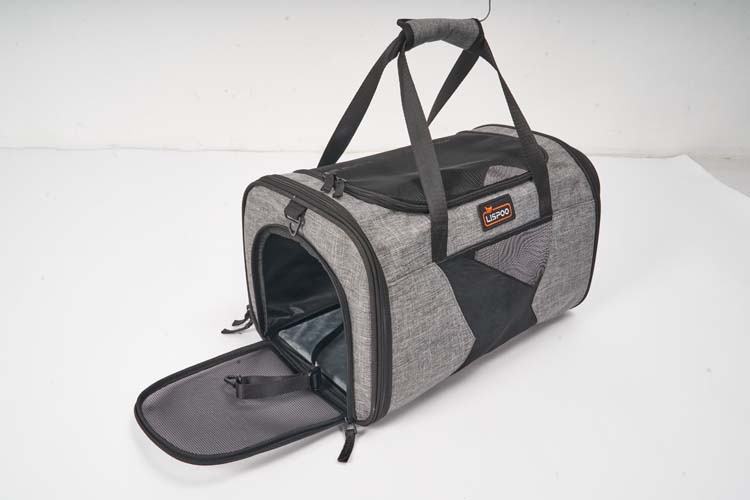 Comfortable Pet Bag for Small Dogs