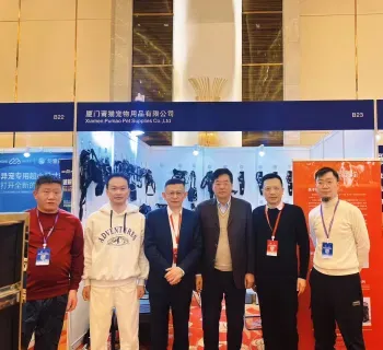 Choosing the Right Wholesale Pet Carriers: What B2B Buyers Should Know About Custom Manufacturing