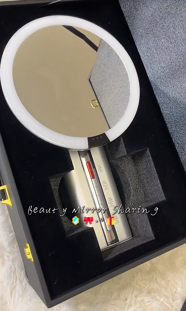 LUMSUME Beauty Mirror review Penélope Cruz