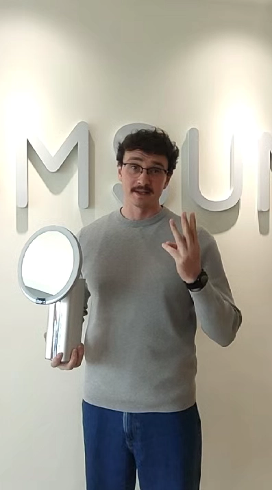 LUMSUME Beauty Mirror reviewed byАлександр Иванов