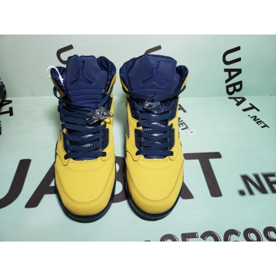 Uabat Jordan 5 Retro Michigan (2019),CQ9541-704 02
