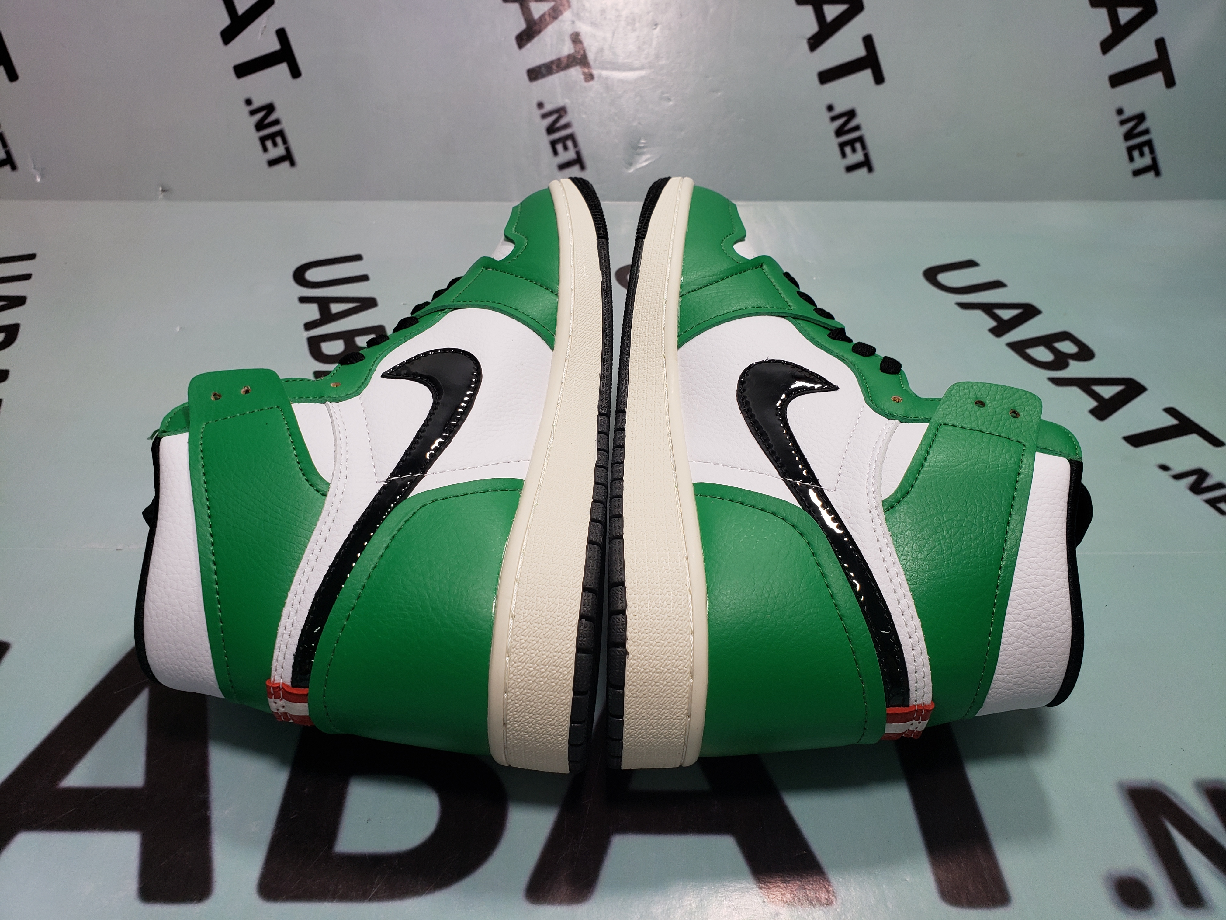 Uabat Jordan 1 Retro High Lucky Green (W),DB4612-300