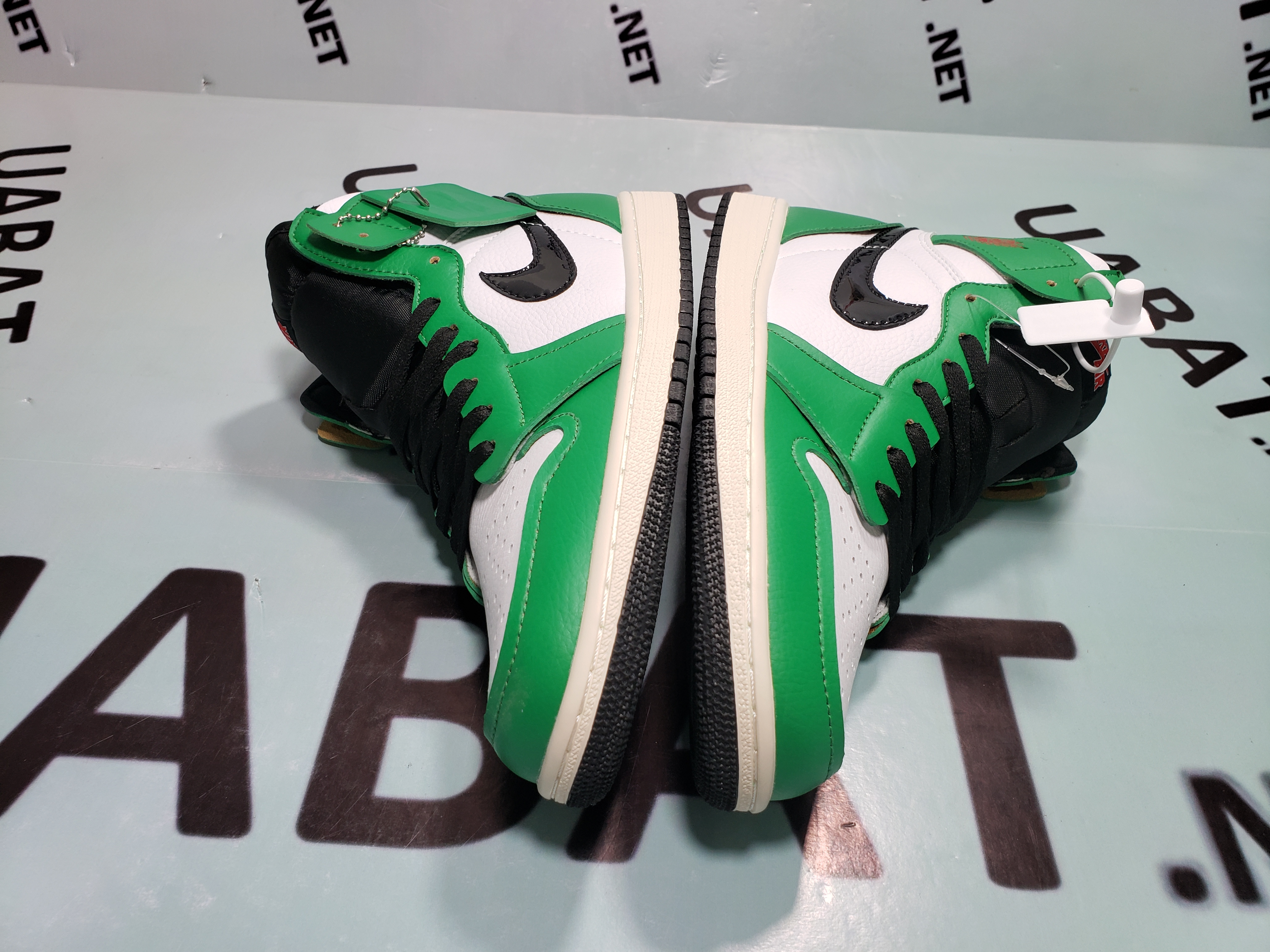 Uabat Jordan 1 Retro High Lucky Green (W),DB4612-300