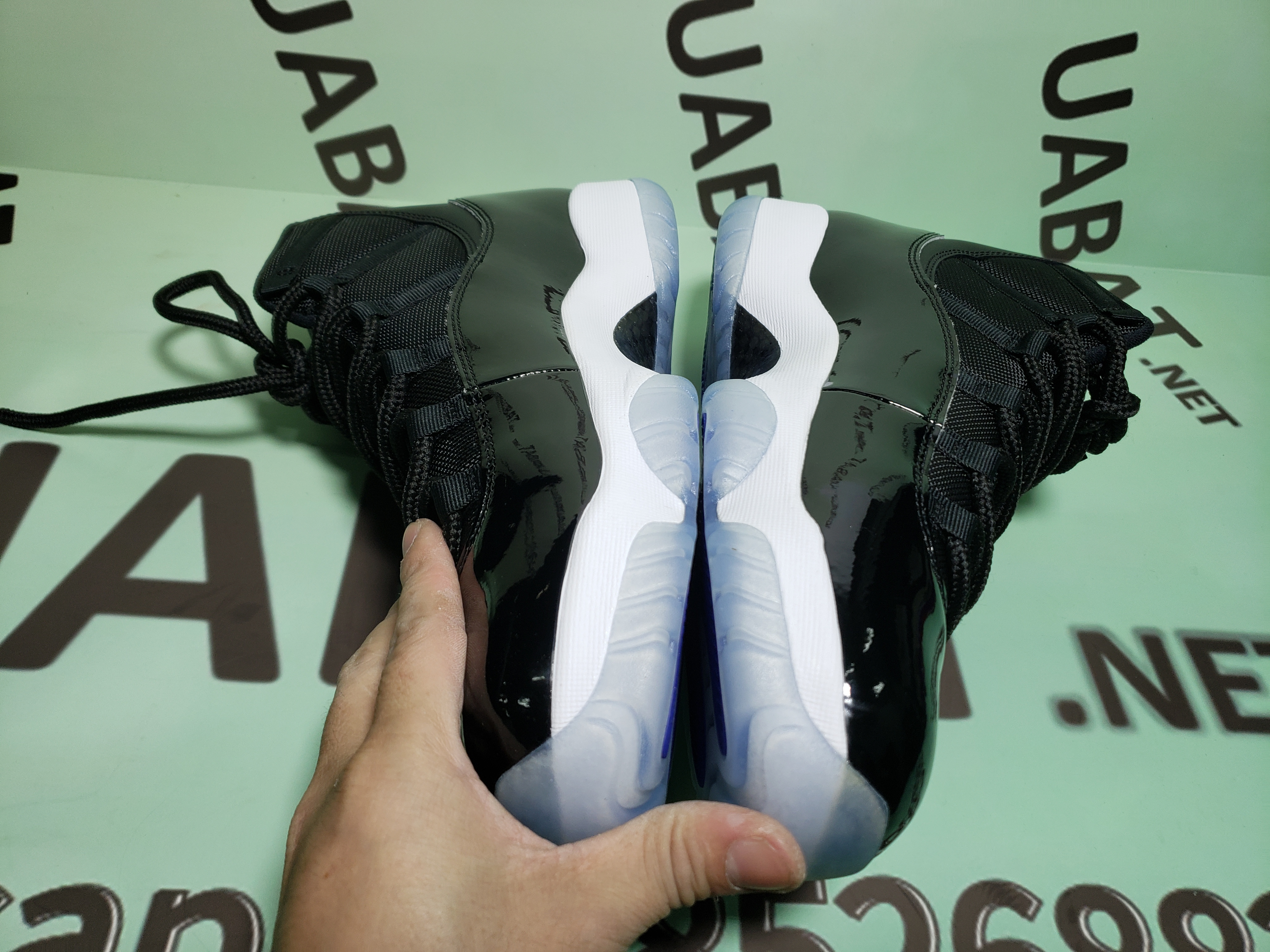 Uabat Jordan 11 Retro Space Jam ,378037-003