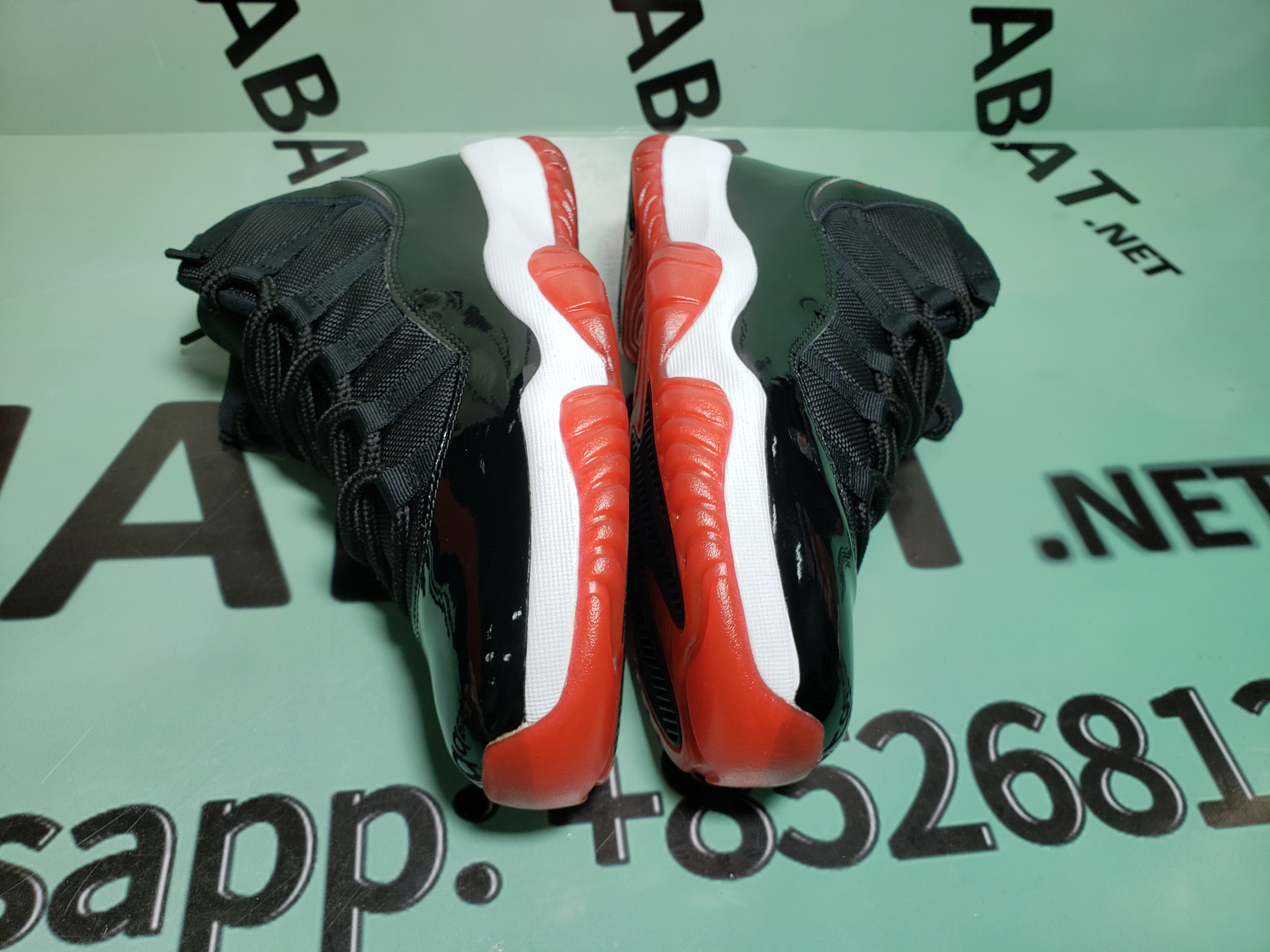Uabat Jordan 11 Retro Low Bred,378037-061