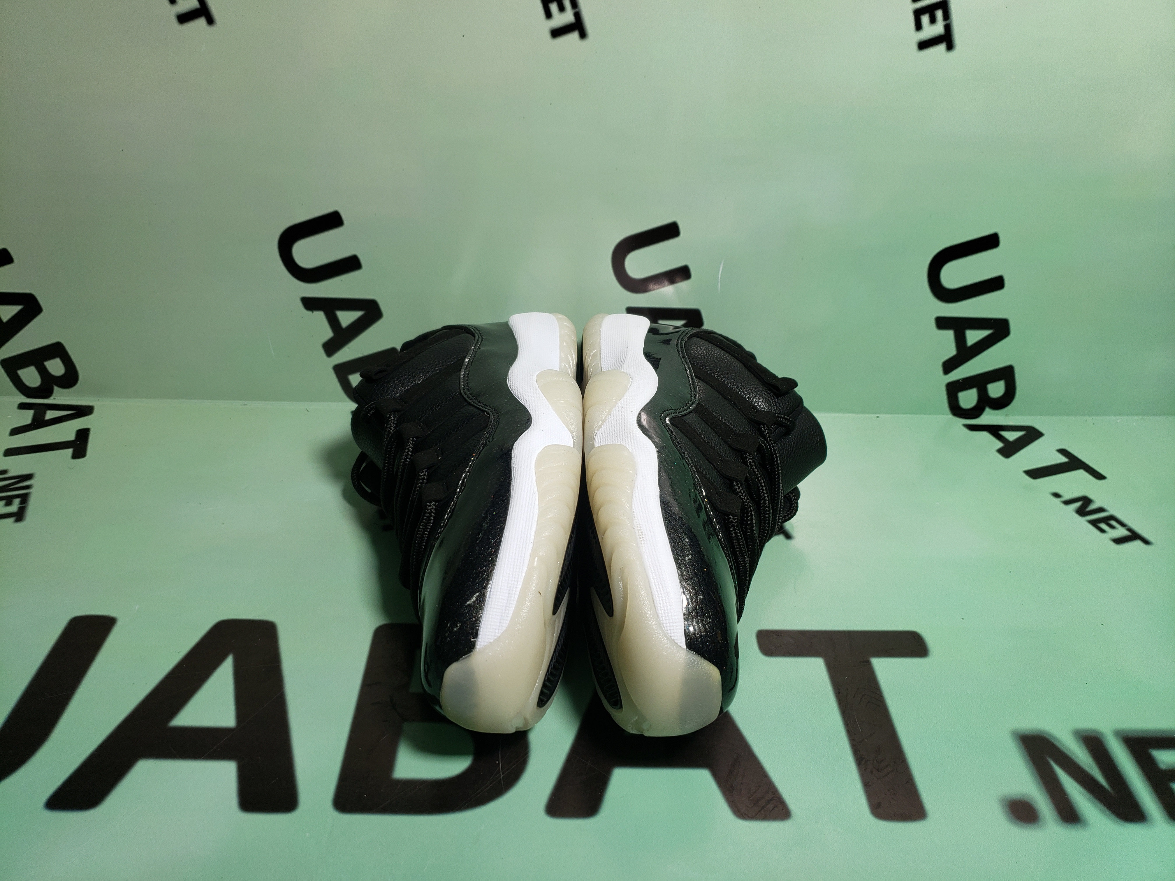 Uabat Jordan 11 Retro Low Infrared,528895-023