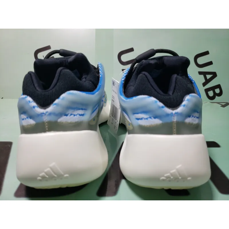 Uabat Yeezy 700 V3 Arzareth,G54850