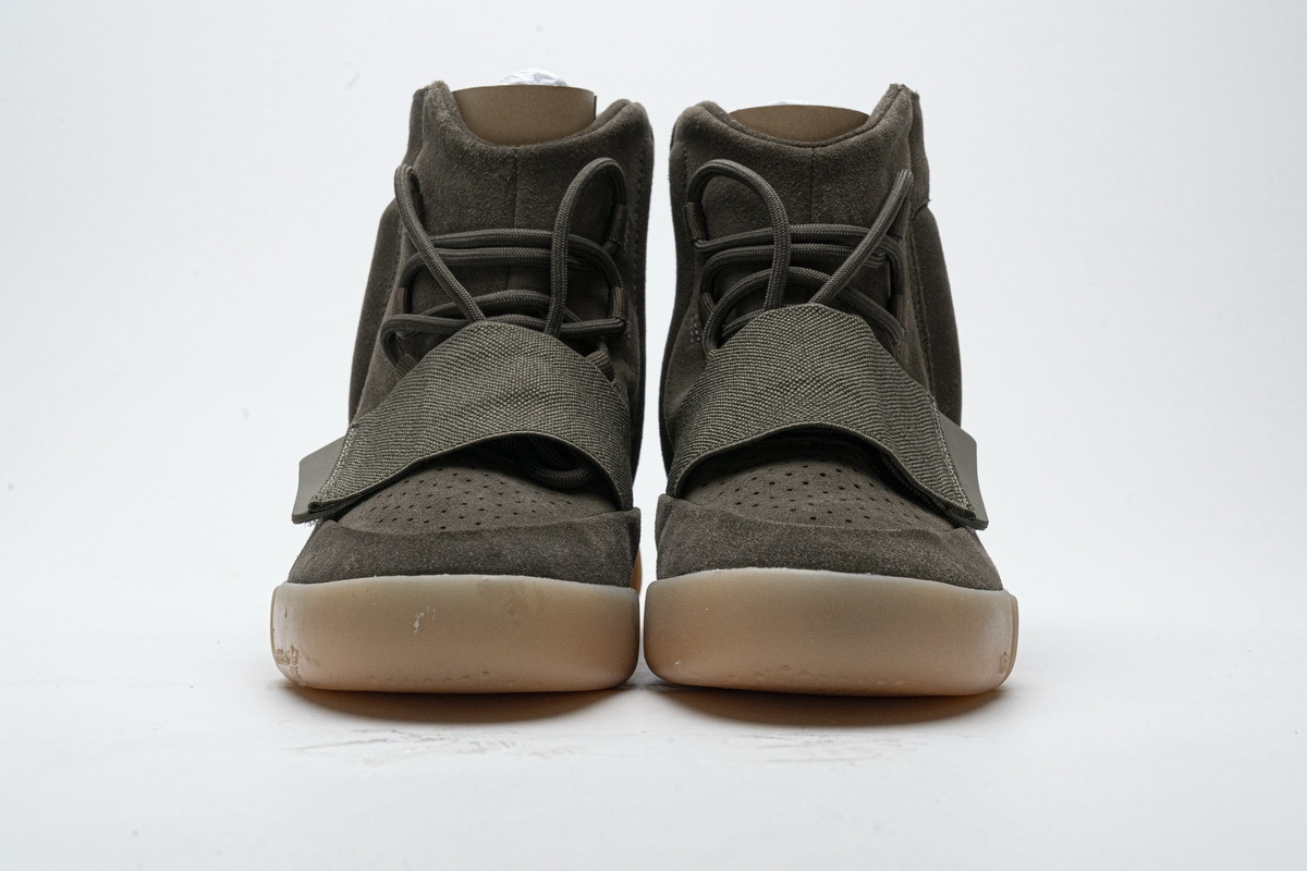 Uabat Yeezy Boost 750 Light Brown Gum (Chocolate),BY2456