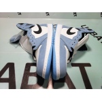 OG Jordan 1 Retro High OG University Blue ,555088-134