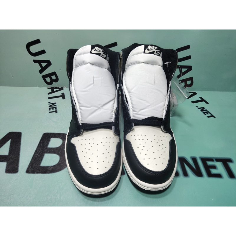 OG Jordan 1 Retro High Dark Mocha,555088-105