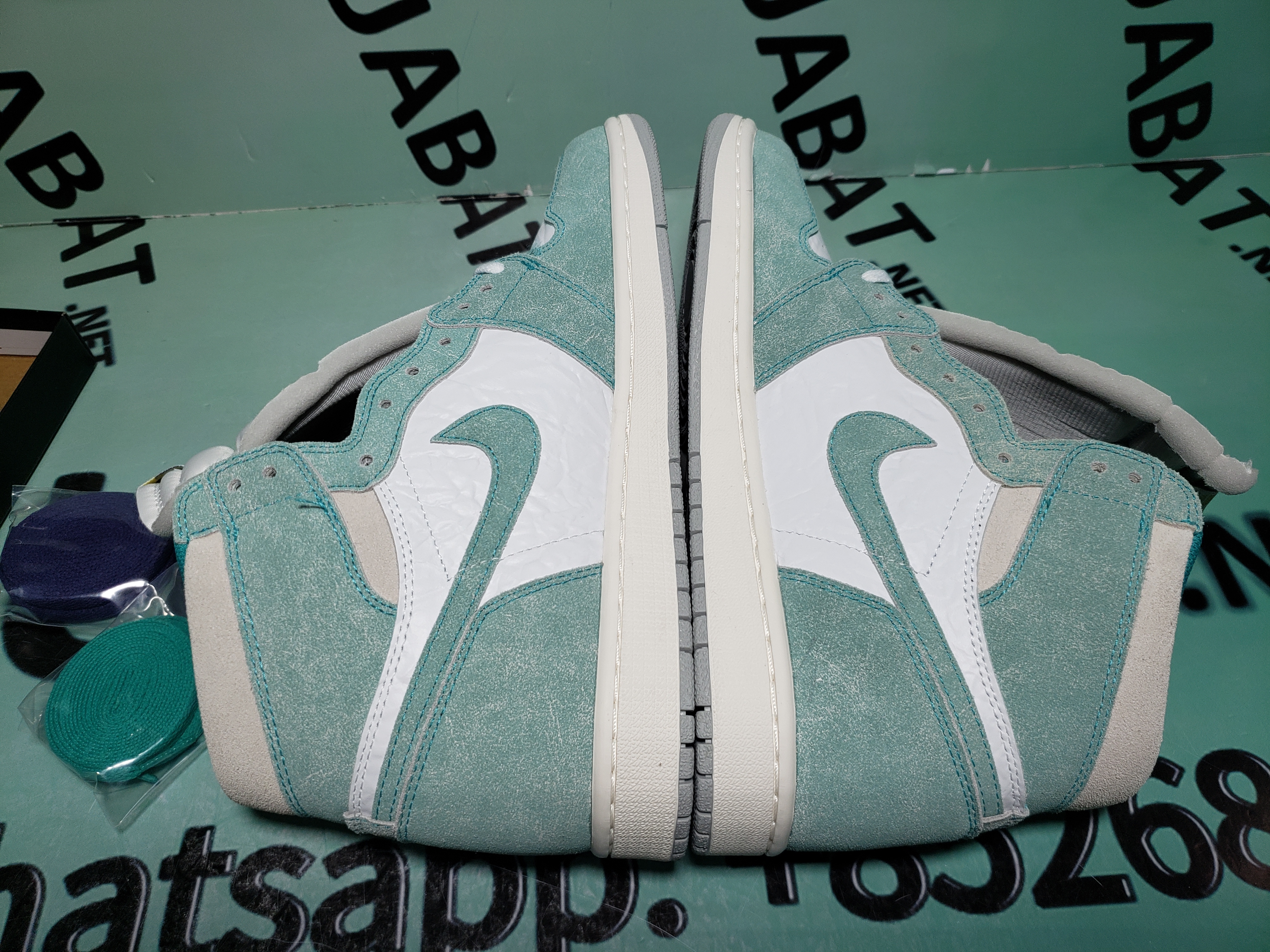 OG Jordan 1 Retro High Turbo Green,555088-311