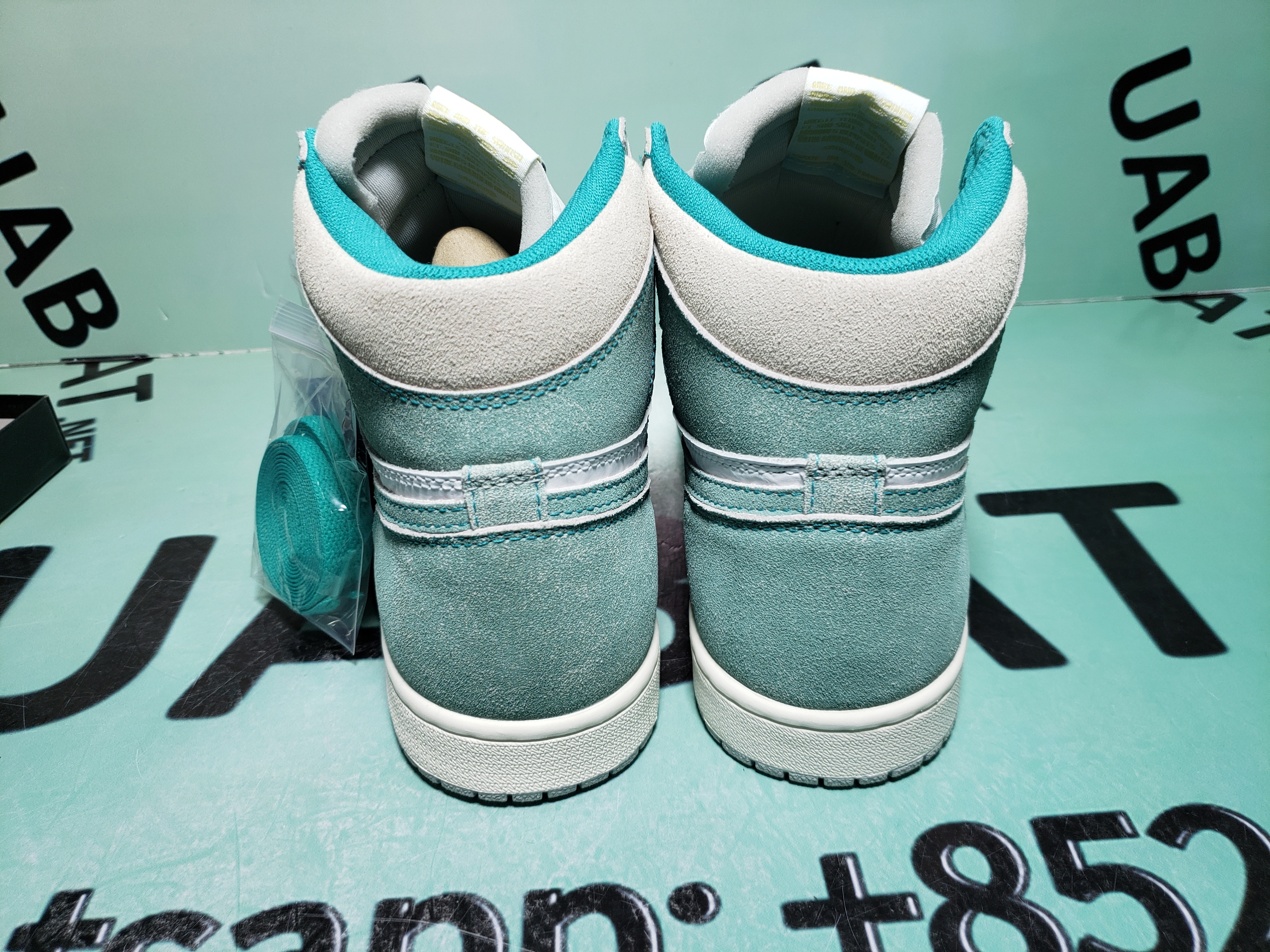 OG Jordan 1 Retro High Turbo Green,555088-311