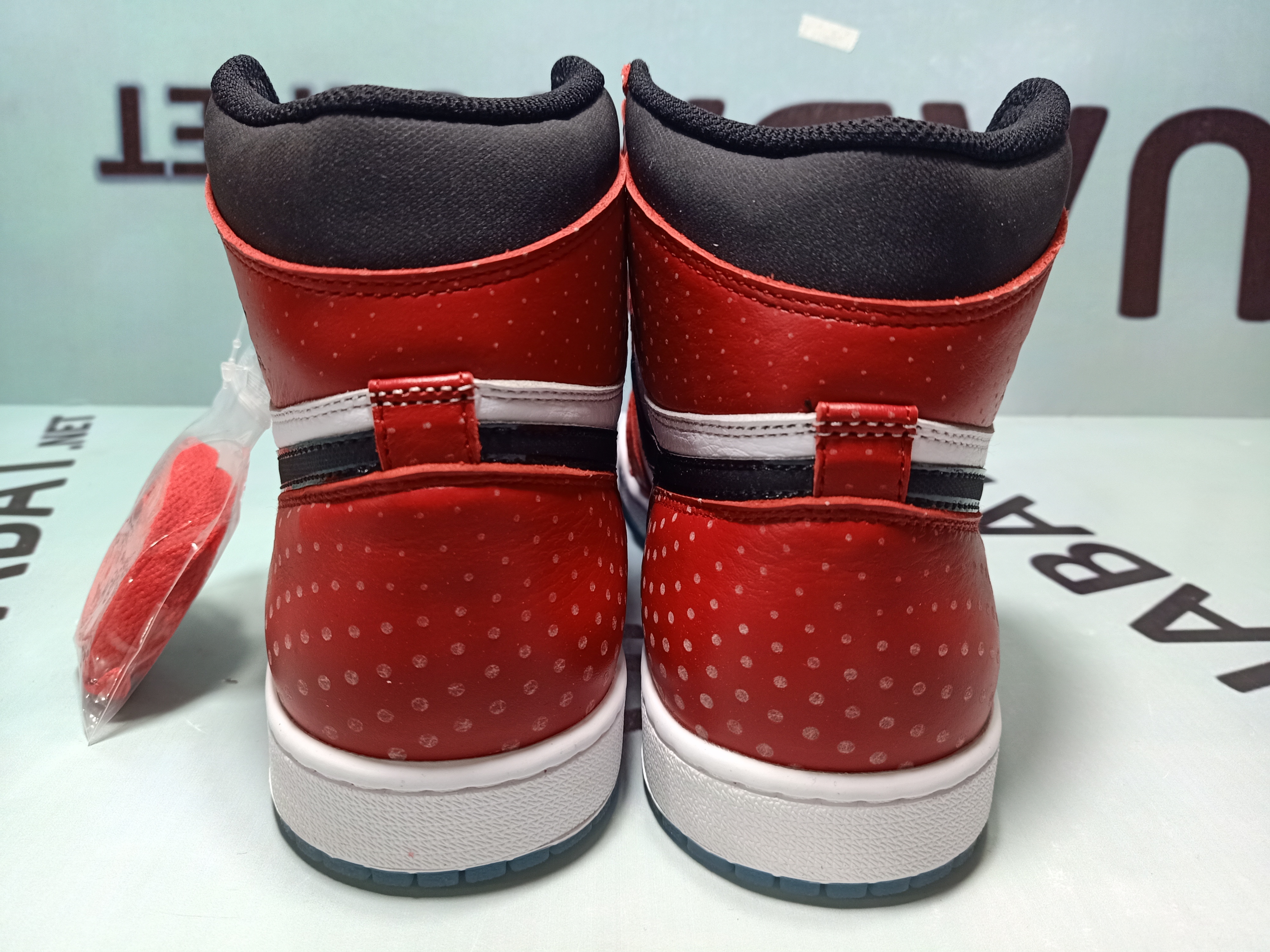 Og Jordan 1 Retro High Spider-Man Origin Story,555088-602