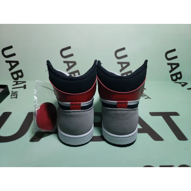 OG Jordan 1 Retro High Light Smoke Grey,555088-126
