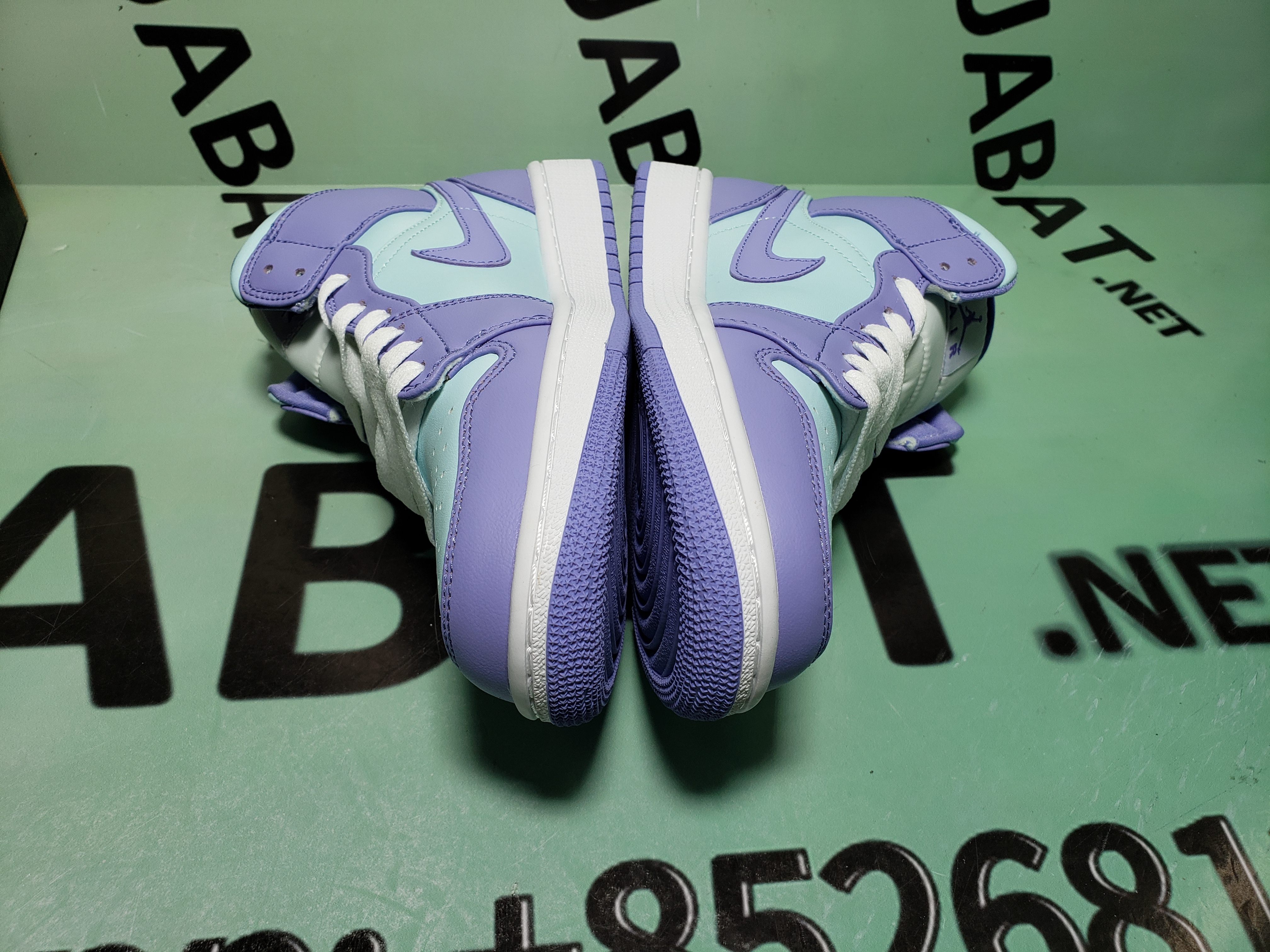 OG AirJordan 1 Mid Purple Aqua (GS) , 554725-500