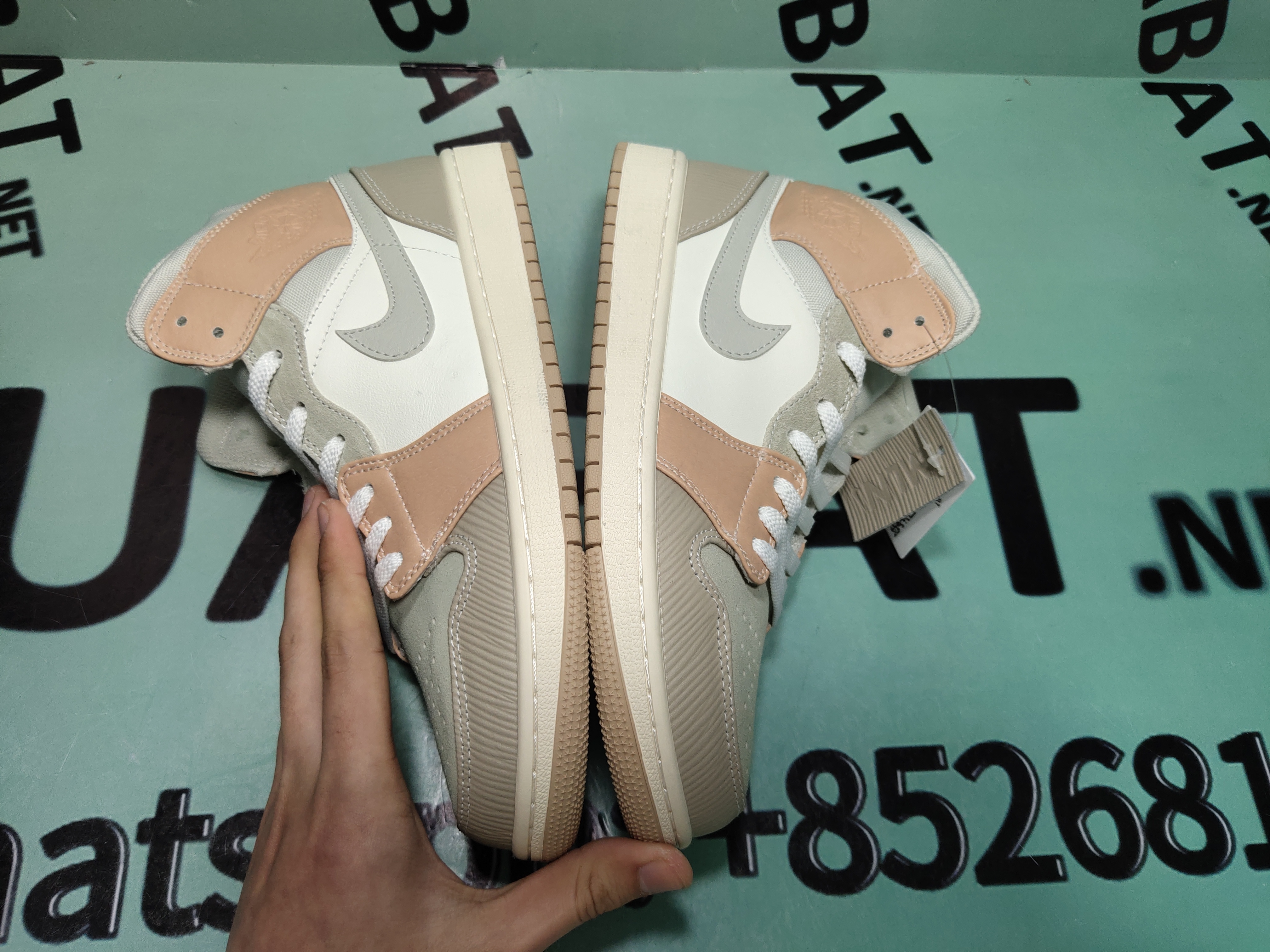 OG Air Jordan 1 Mid Milan , 852542-700