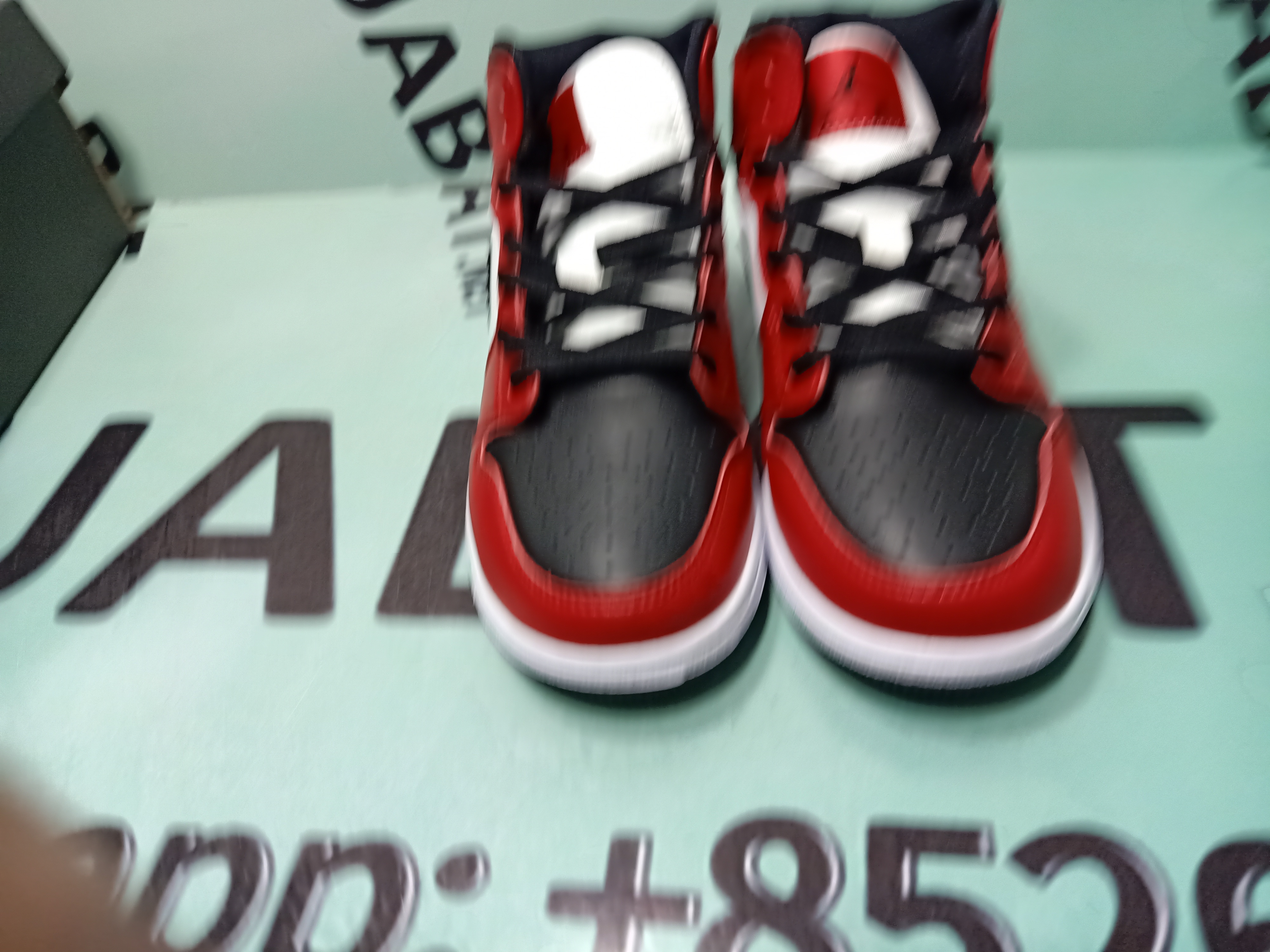 OG Air Jordan 1 Mid Gym Red, 554725-069