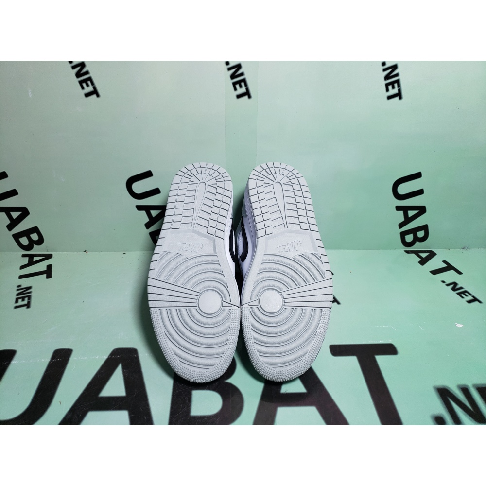 OG Air Jordan 1 Mid Light Smoke Grey, 554724-092