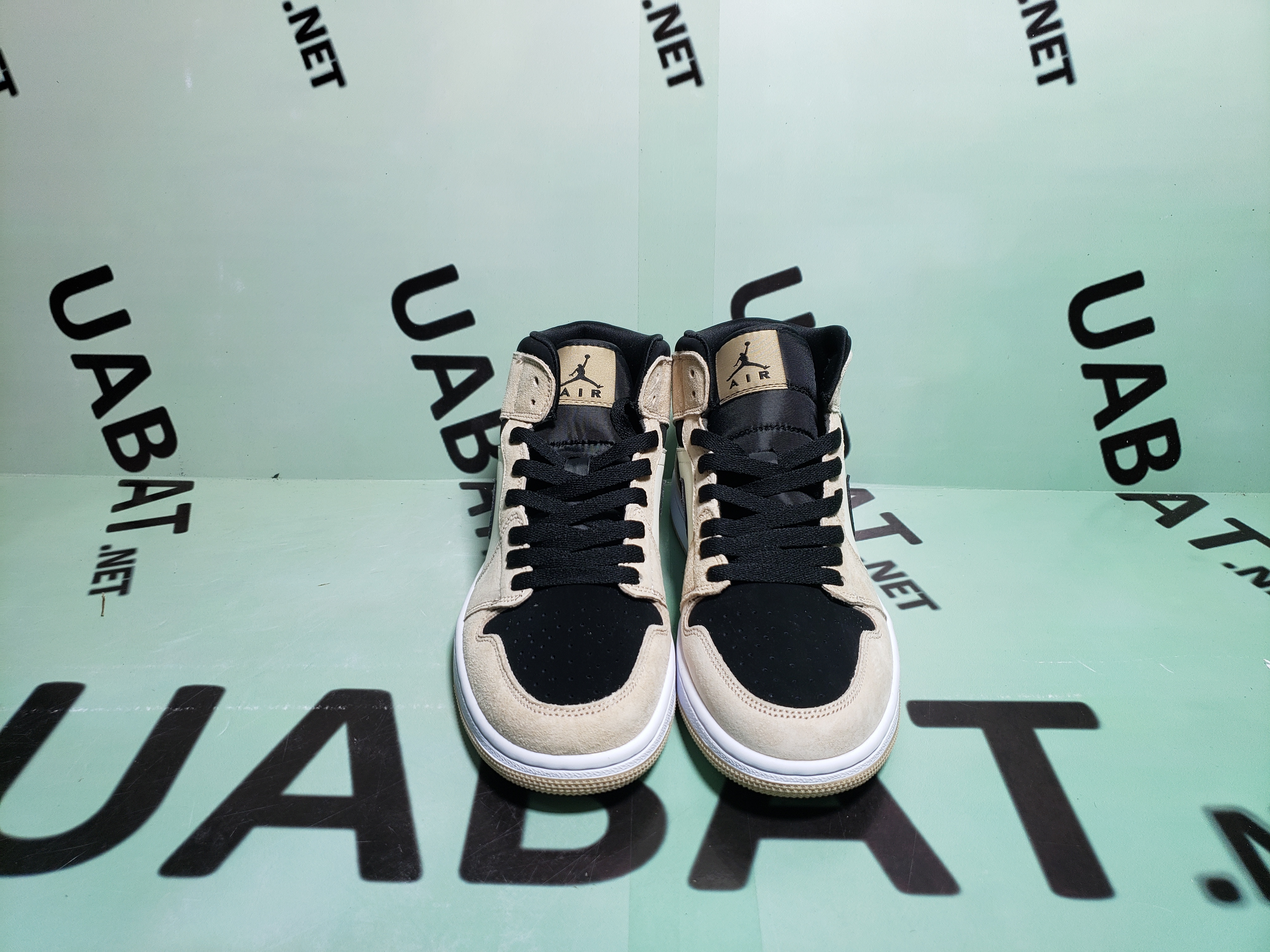 OG Air Jordan 1 Mid Barely Orange (W),  BQ6472-800